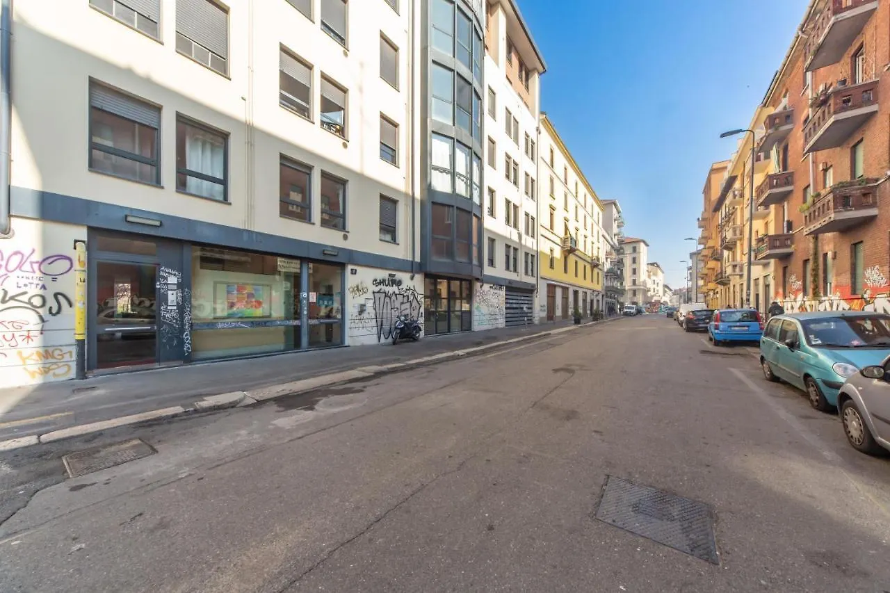 Darsena Cozy Apt - Porta Genova M2 Apartment Milan Italy