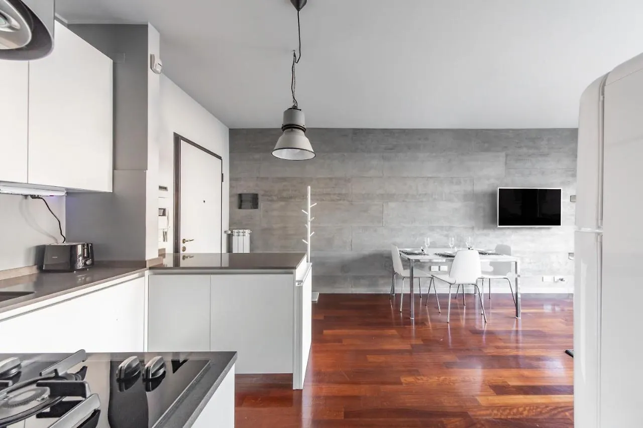 Darsena Cozy Apt - Porta Genova M2 Apartment Milan